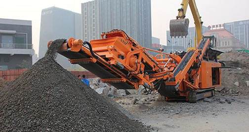 冷再生機(jī)處理道路深度翻新特點(diǎn)